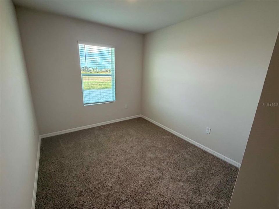 For Rent: $2,300 (3 beds, 2 baths, 1464 Square Feet)