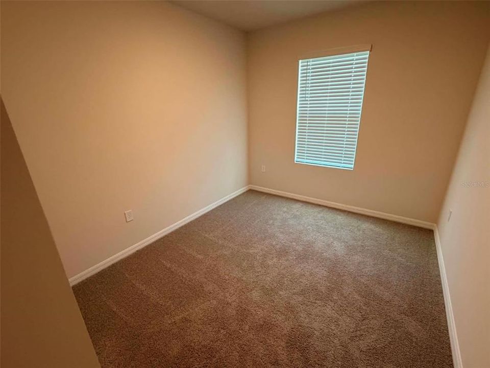 For Rent: $2,300 (3 beds, 2 baths, 1464 Square Feet)
