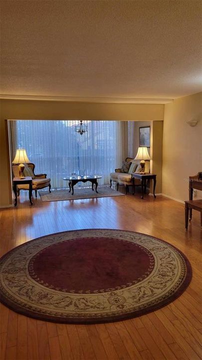 На продажу: $449,000 (2 спален, 2 ванн, 1304 Квадратных фут)