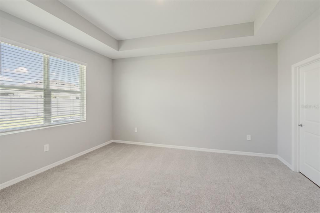 For Rent: $2,300 (3 beds, 2 baths, 1565 Square Feet)