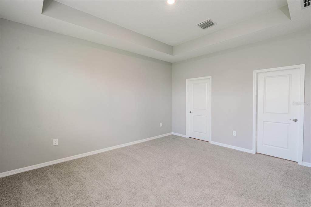 For Rent: $2,300 (3 beds, 2 baths, 1565 Square Feet)