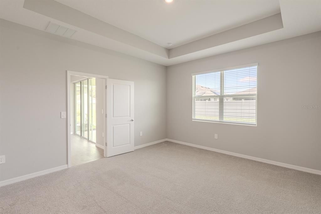 For Rent: $2,300 (3 beds, 2 baths, 1565 Square Feet)
