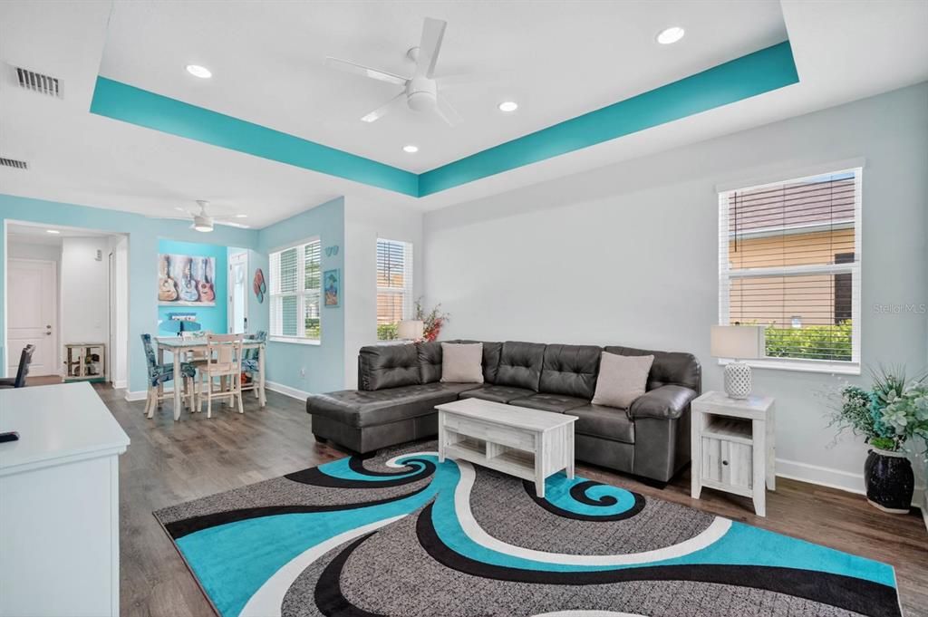For Sale: $459,777 (2 beds, 2 baths, 1509 Square Feet)