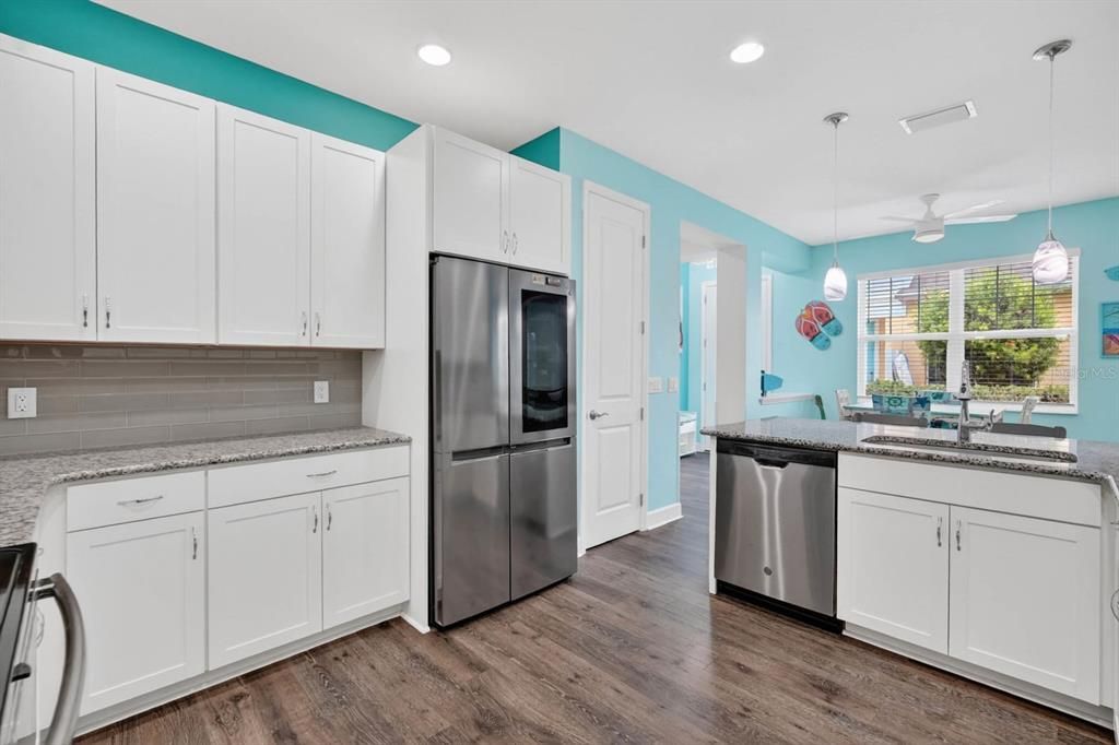 For Sale: $459,777 (2 beds, 2 baths, 1509 Square Feet)