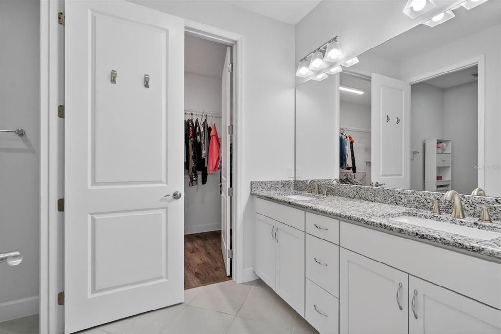 For Sale: $459,777 (2 beds, 2 baths, 1509 Square Feet)