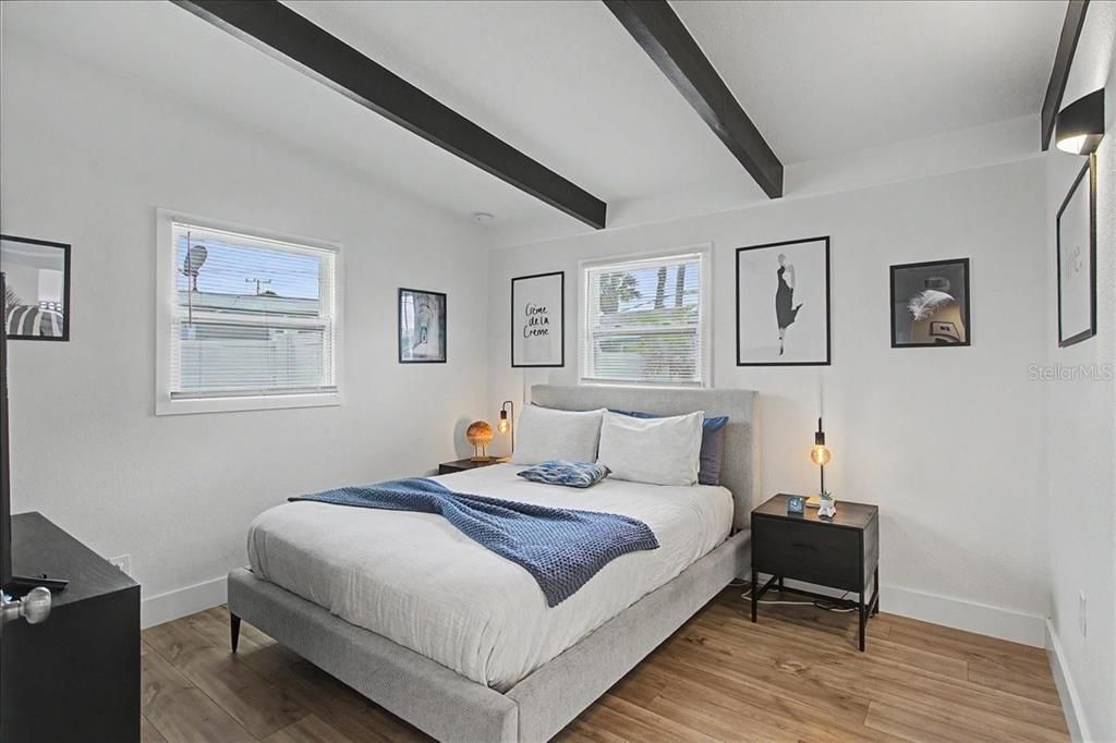 For Sale: $370,000 (3 beds, 2 baths, 1152 Square Feet)