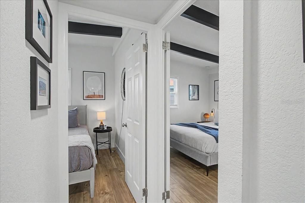 For Sale: $370,000 (3 beds, 2 baths, 1152 Square Feet)