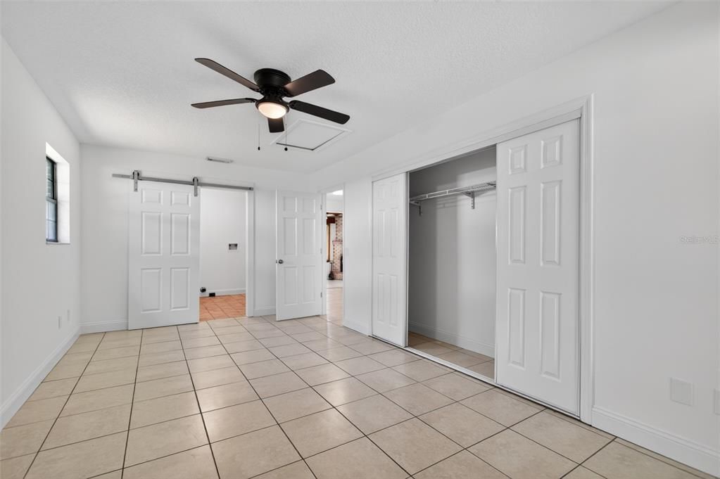 For Sale: $379,000 (3 beds, 2 baths, 1703 Square Feet)