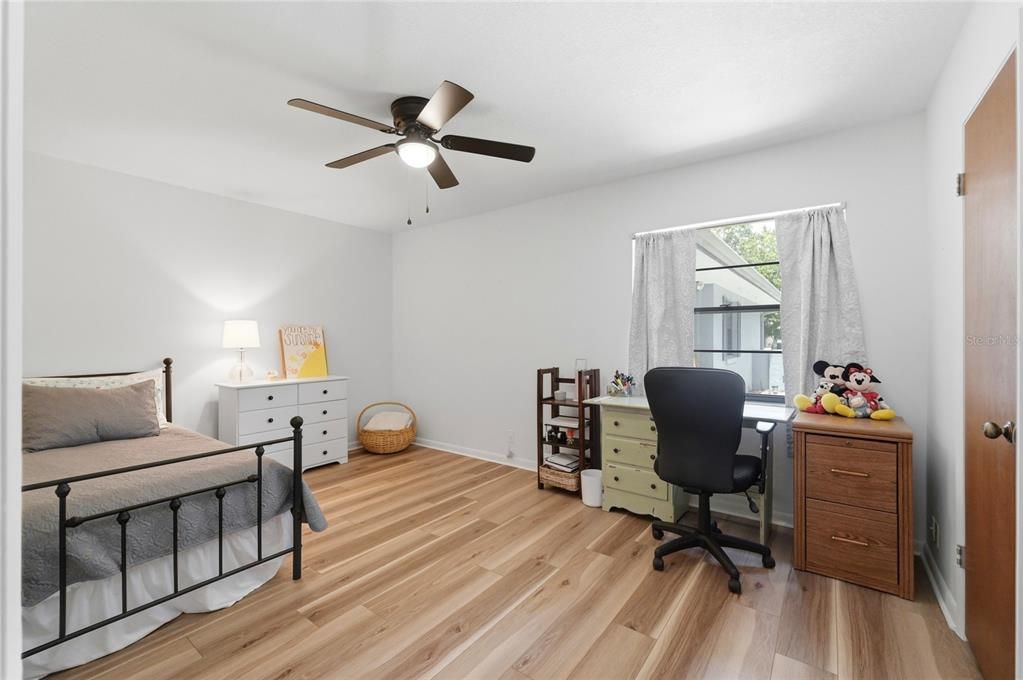 For Sale: $249,000 (2 beds, 2 baths, 1660 Square Feet)