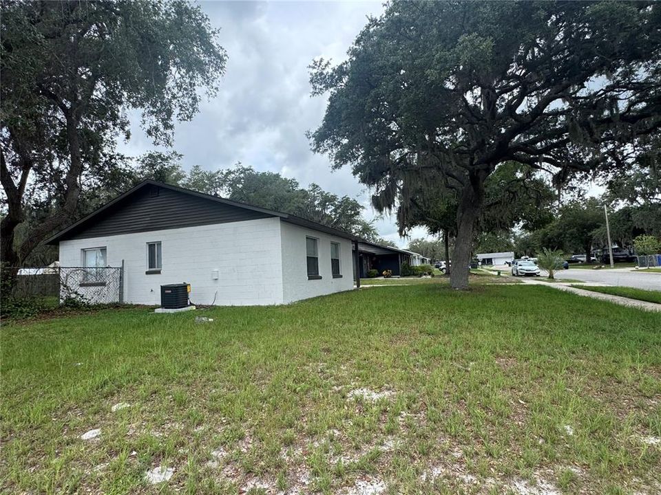 For Rent: $1,999 (3 beds, 2 baths, 1108 Square Feet)