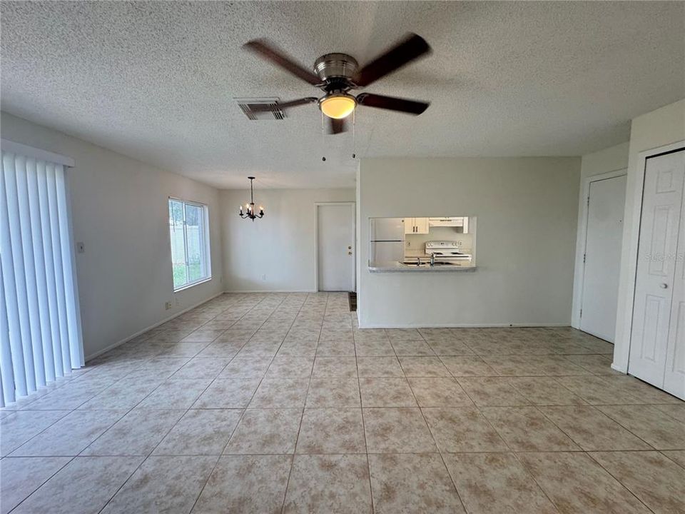For Rent: $1,999 (3 beds, 2 baths, 1108 Square Feet)