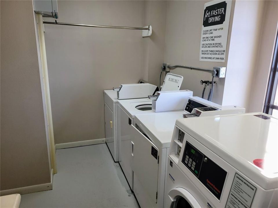 For Rent: $3,800 (2 beds, 2 baths, 1280 Square Feet)