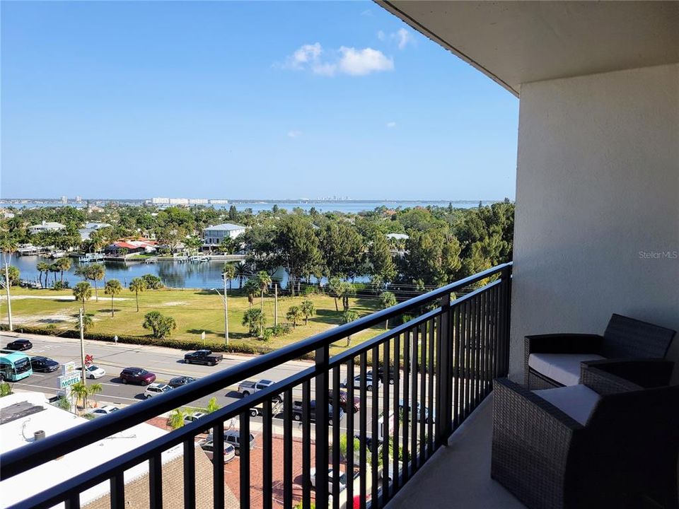 For Rent: $3,800 (2 beds, 2 baths, 1280 Square Feet)