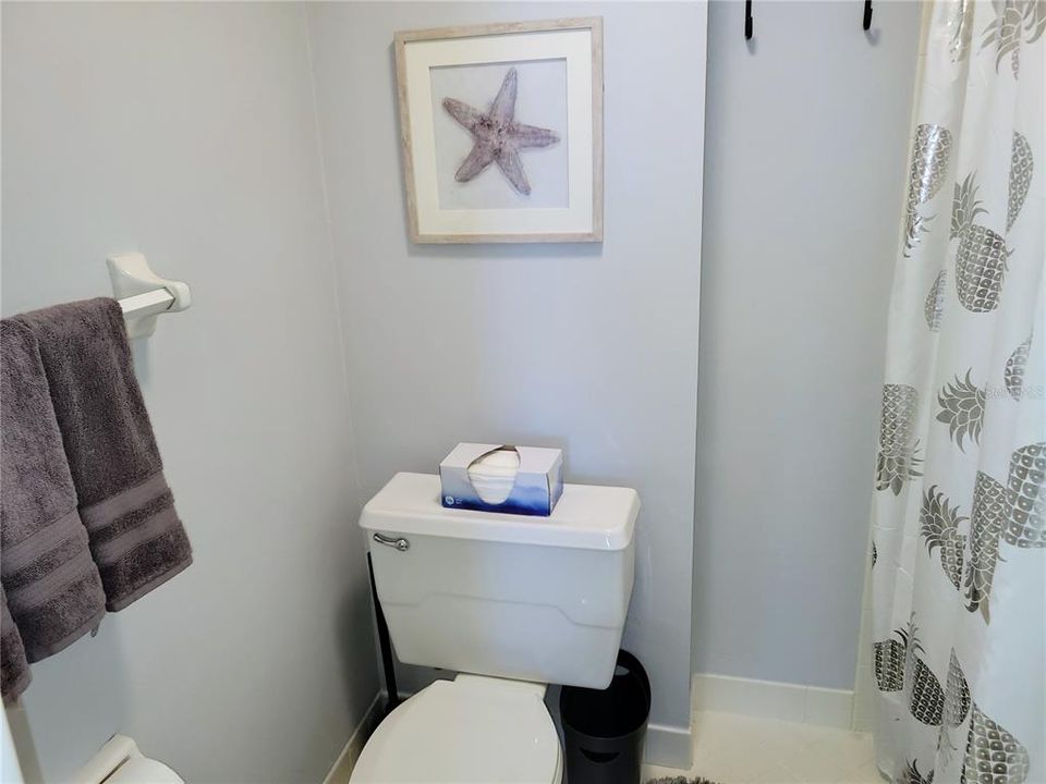 For Rent: $3,800 (2 beds, 2 baths, 1280 Square Feet)
