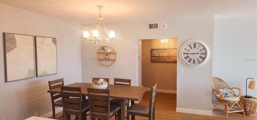 For Rent: $3,800 (2 beds, 2 baths, 1280 Square Feet)