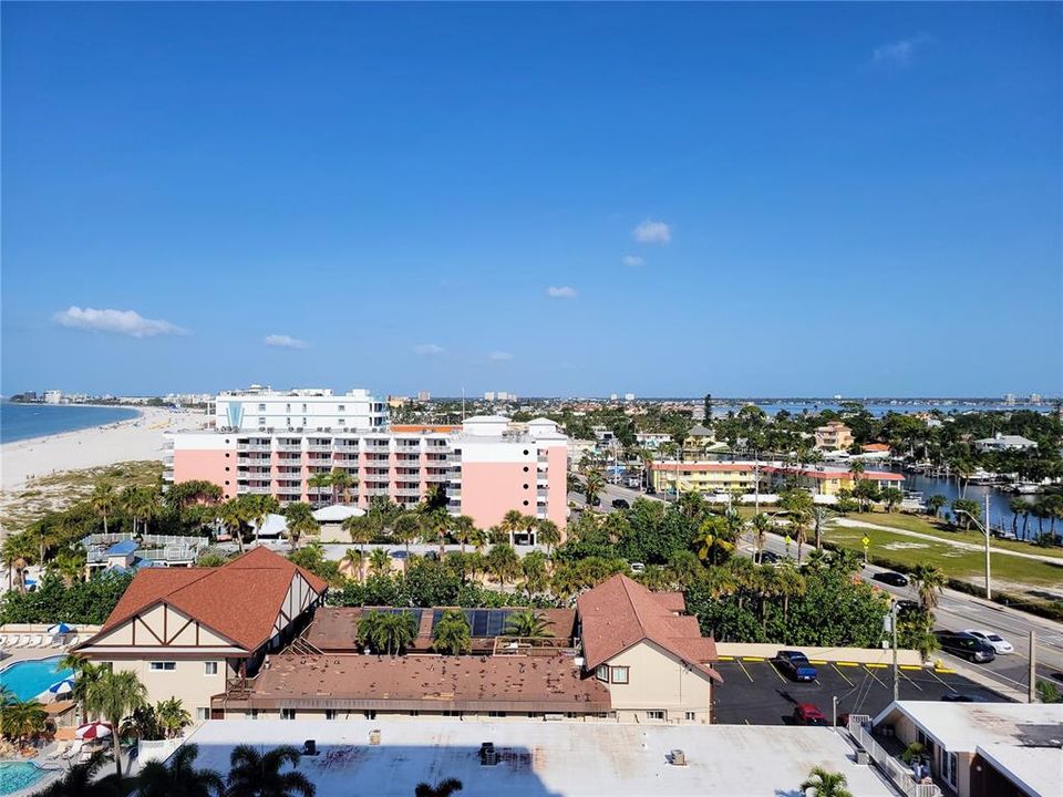 For Rent: $3,800 (2 beds, 2 baths, 1280 Square Feet)