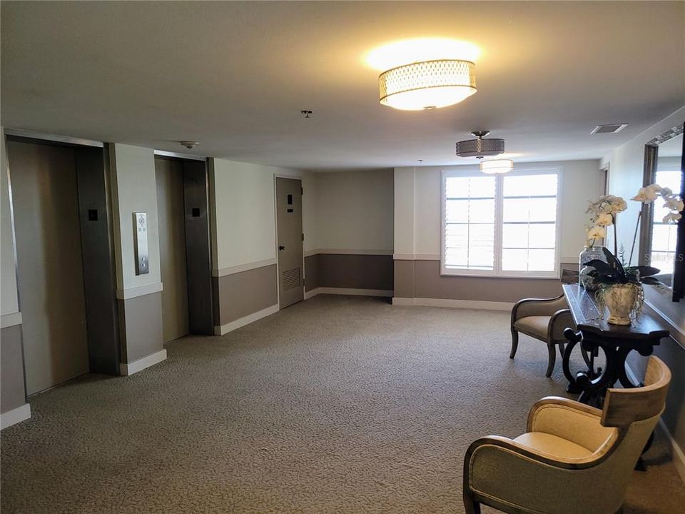 For Rent: $3,800 (2 beds, 2 baths, 1280 Square Feet)