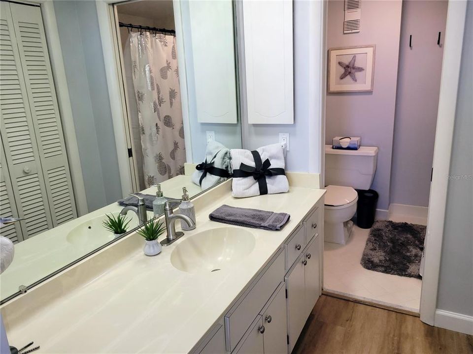 For Rent: $3,800 (2 beds, 2 baths, 1280 Square Feet)