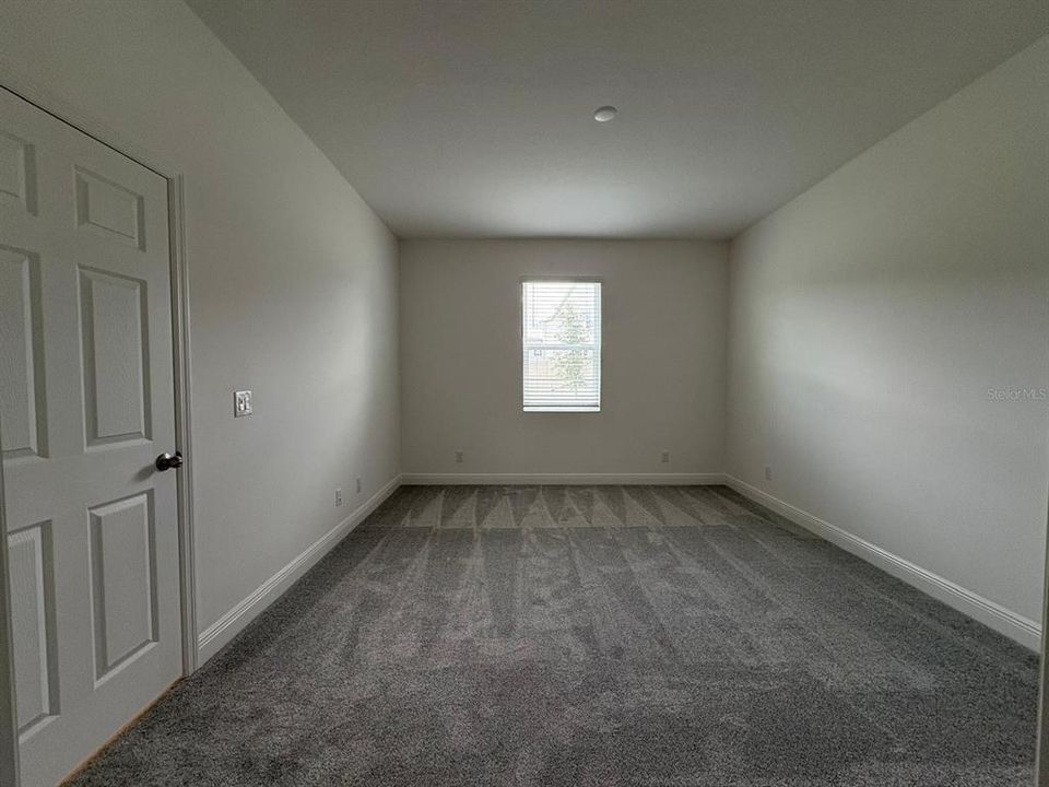 For Rent: $2,700 (3 beds, 2 baths, 1643 Square Feet)