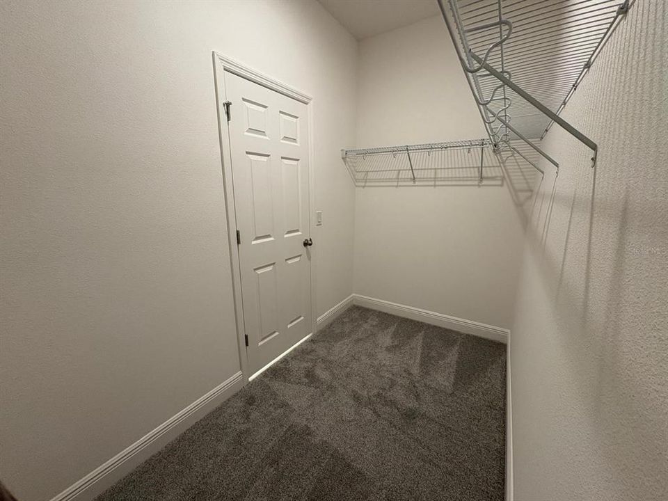 For Rent: $2,700 (3 beds, 2 baths, 1643 Square Feet)