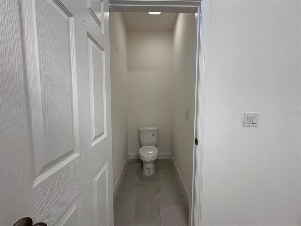 For Rent: $2,700 (3 beds, 2 baths, 1643 Square Feet)