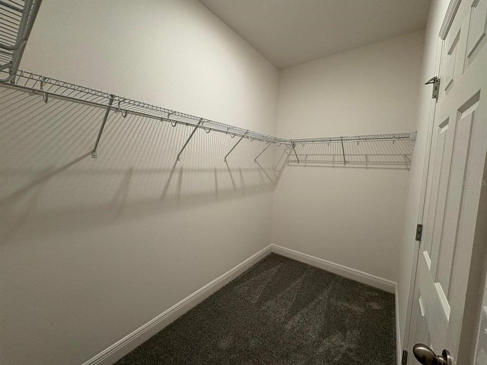 For Rent: $2,700 (3 beds, 2 baths, 1643 Square Feet)