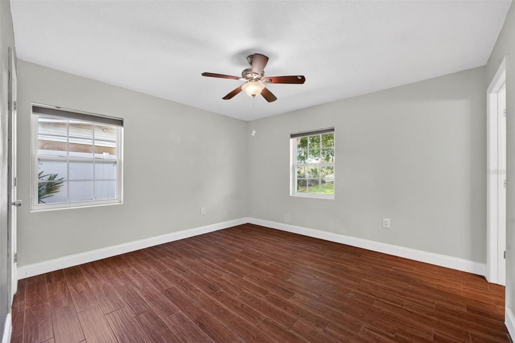 For Sale: $699,000 (3 beds, 2 baths, 1467 Square Feet)