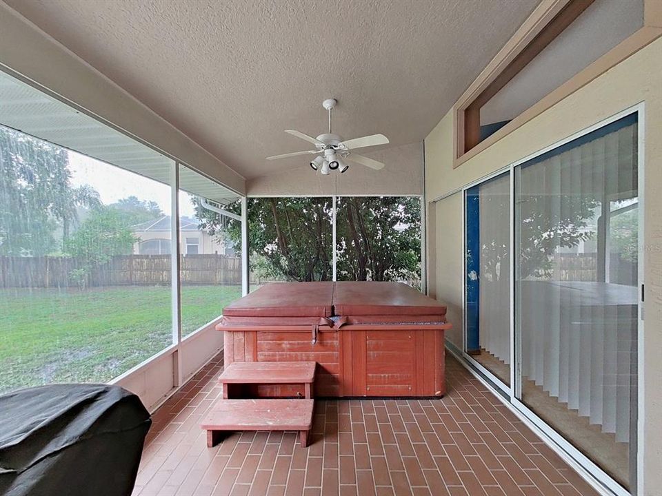 En Venta: $354,900 (3 camas, 2 baños, 2132 Pies cuadrados)