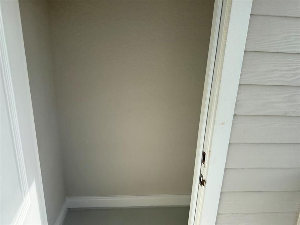 For Rent: $1,555 (1 beds, 1 baths, 1000 Square Feet)
