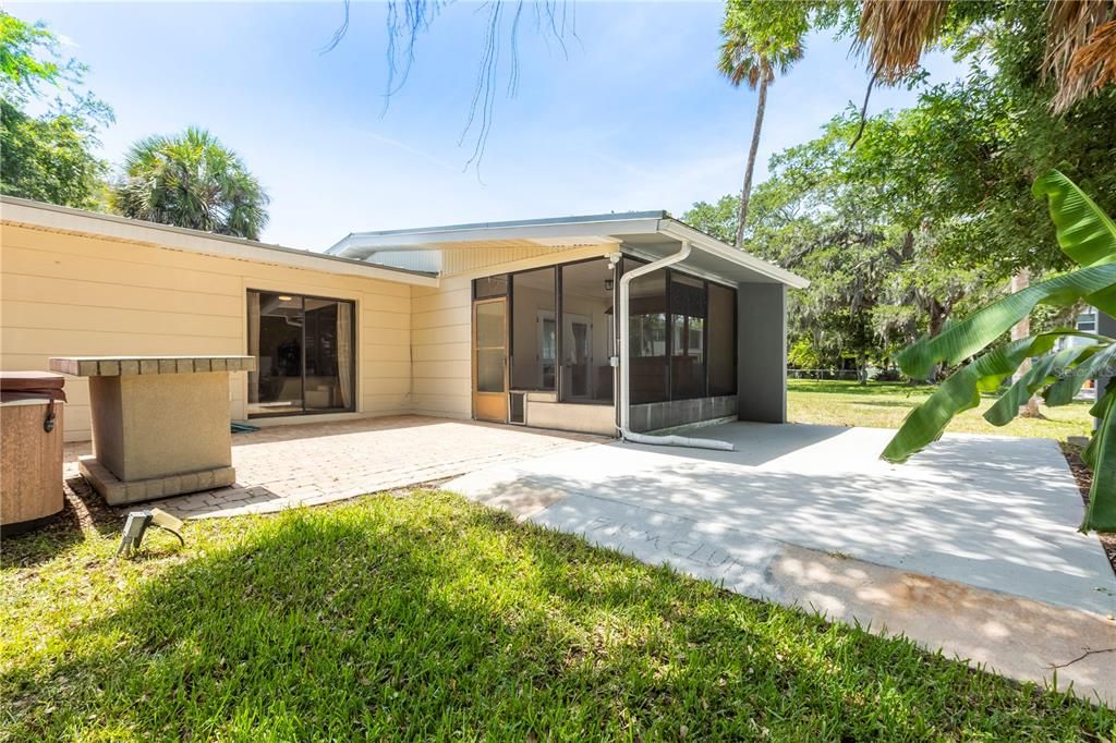 Active With Contract: $459,900 (4 beds, 2 baths, 1503 Square Feet)