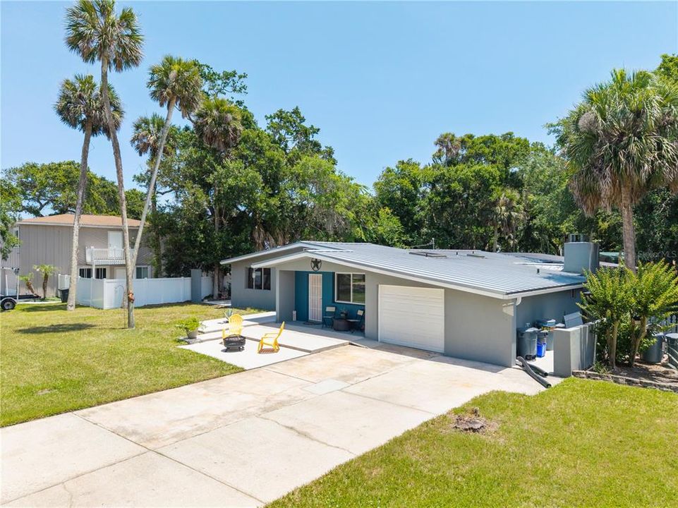 Active With Contract: $459,900 (4 beds, 2 baths, 1503 Square Feet)