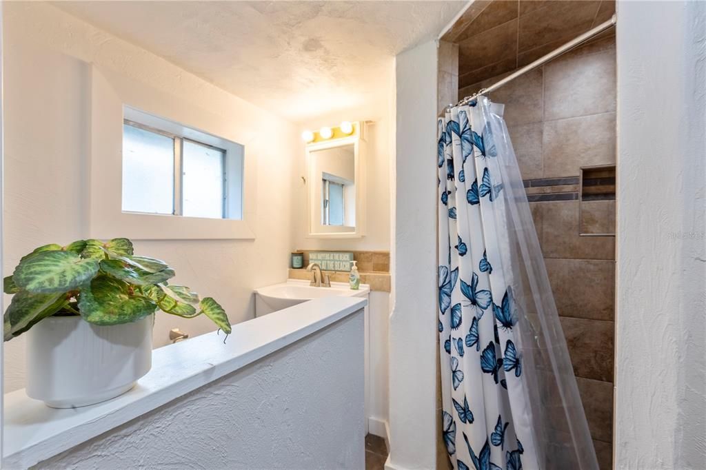 Active With Contract: $459,900 (4 beds, 2 baths, 1503 Square Feet)
