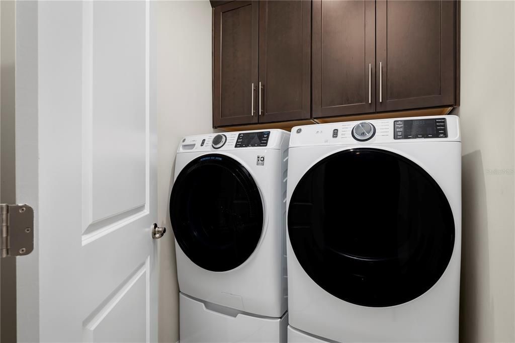 En Venta: $605,990 (4 camas, 3 baños, 3287 Pies cuadrados)