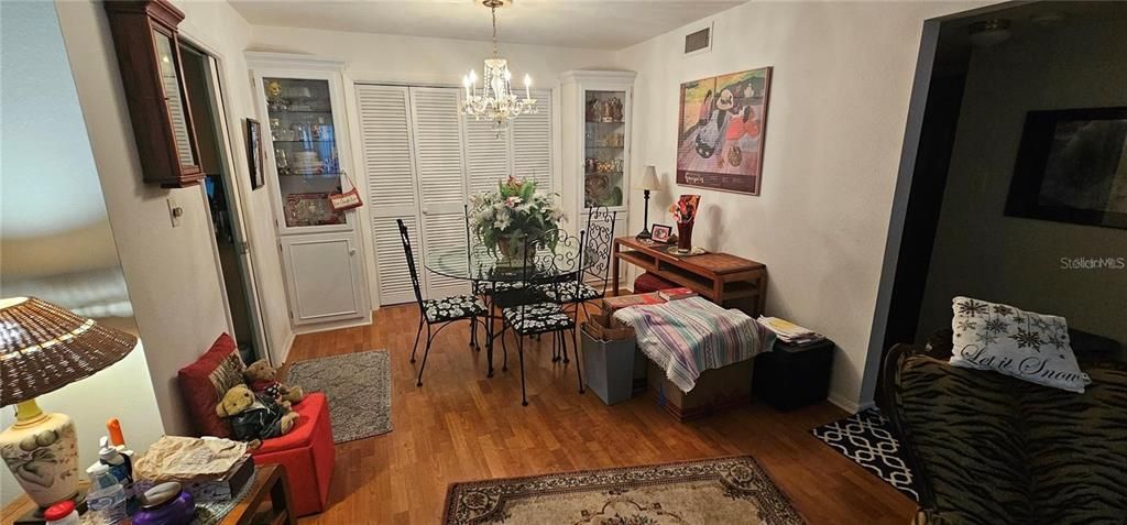 For Sale: $155,000 (2 beds, 2 baths, 1260 Square Feet)