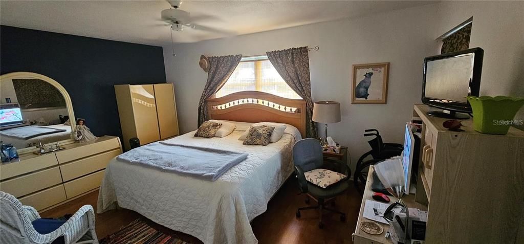 For Sale: $155,000 (2 beds, 2 baths, 1260 Square Feet)