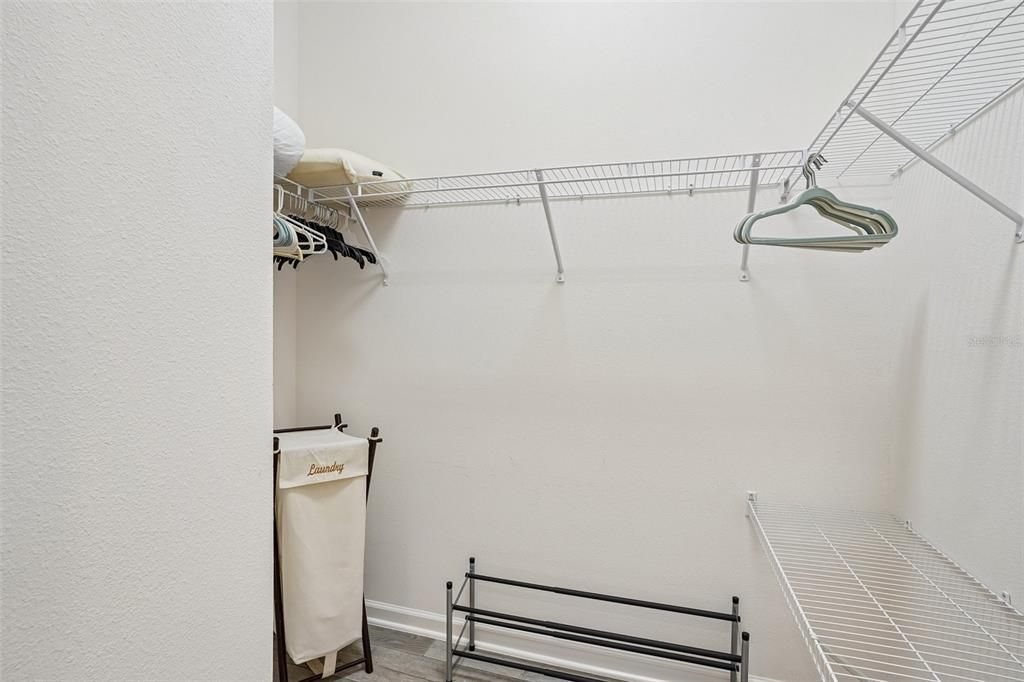 For Sale: $375,000 (2 beds, 2 baths, 1295 Square Feet)