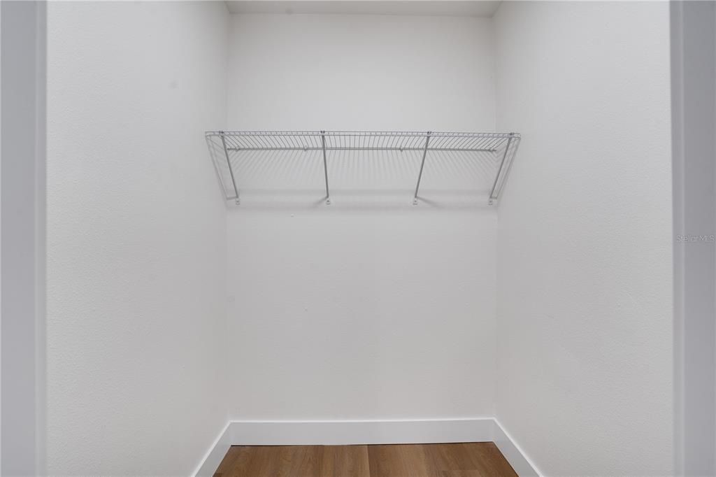 For Sale: $499,000 (2 beds, 2 baths, 1225 Square Feet)
