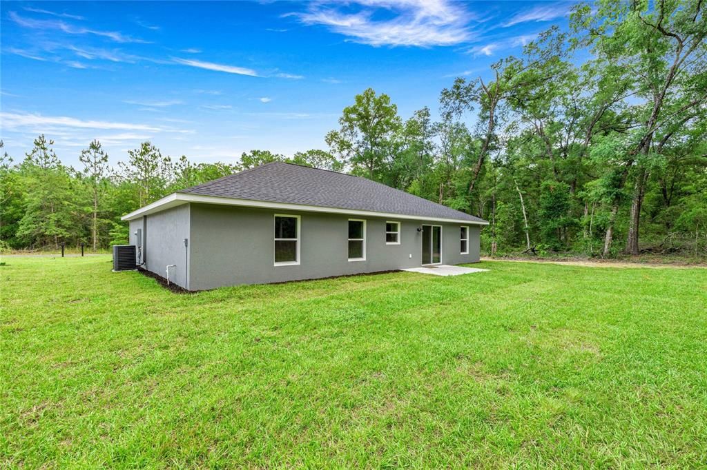 For Sale: $283,800 (3 beds, 2 baths, 1435 Square Feet)