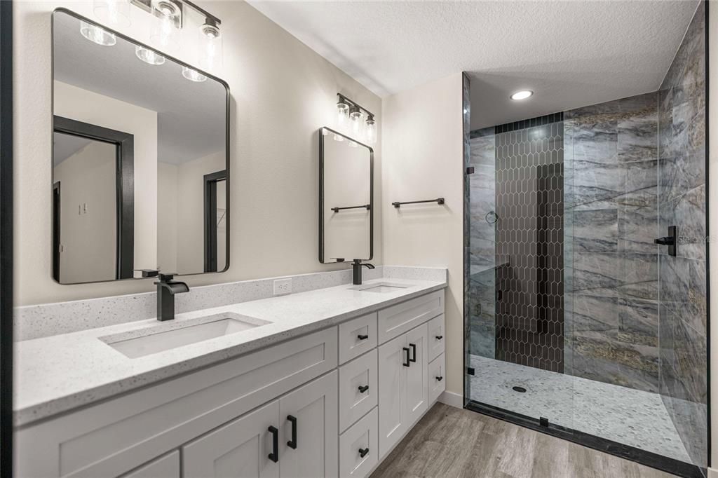 For Sale: $283,800 (3 beds, 2 baths, 1435 Square Feet)