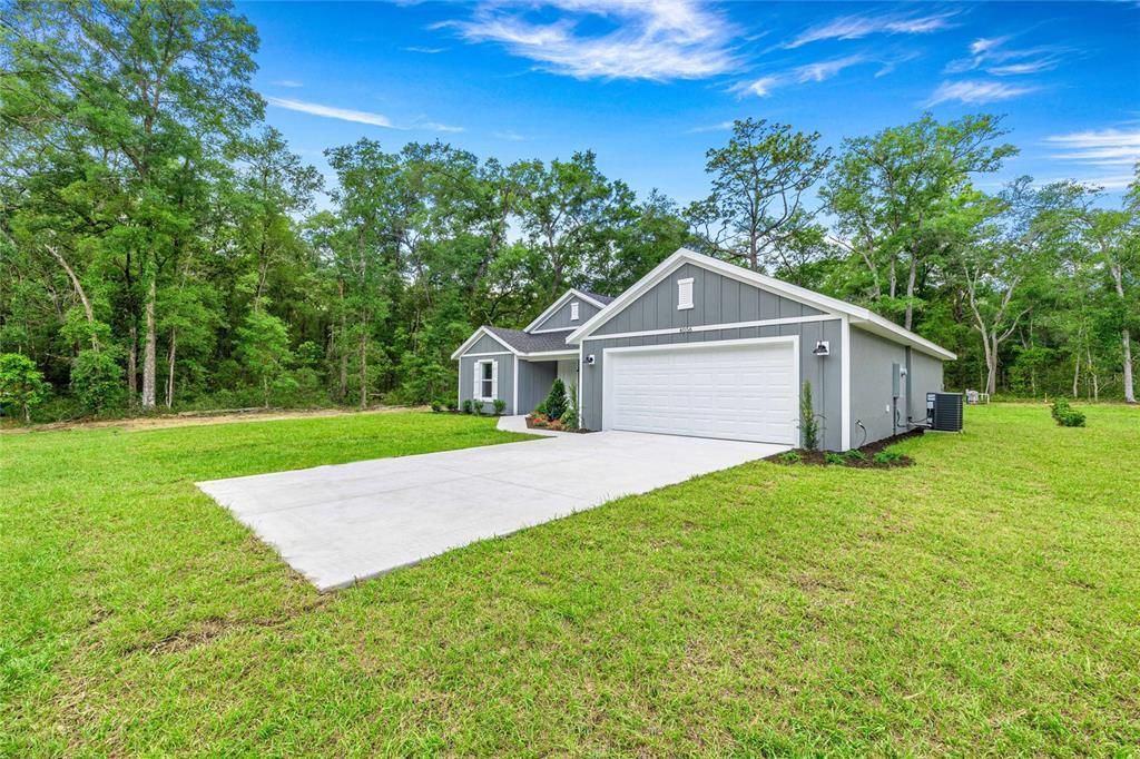 For Sale: $283,800 (3 beds, 2 baths, 1435 Square Feet)