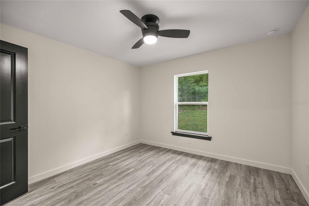 For Sale: $283,800 (3 beds, 2 baths, 1435 Square Feet)