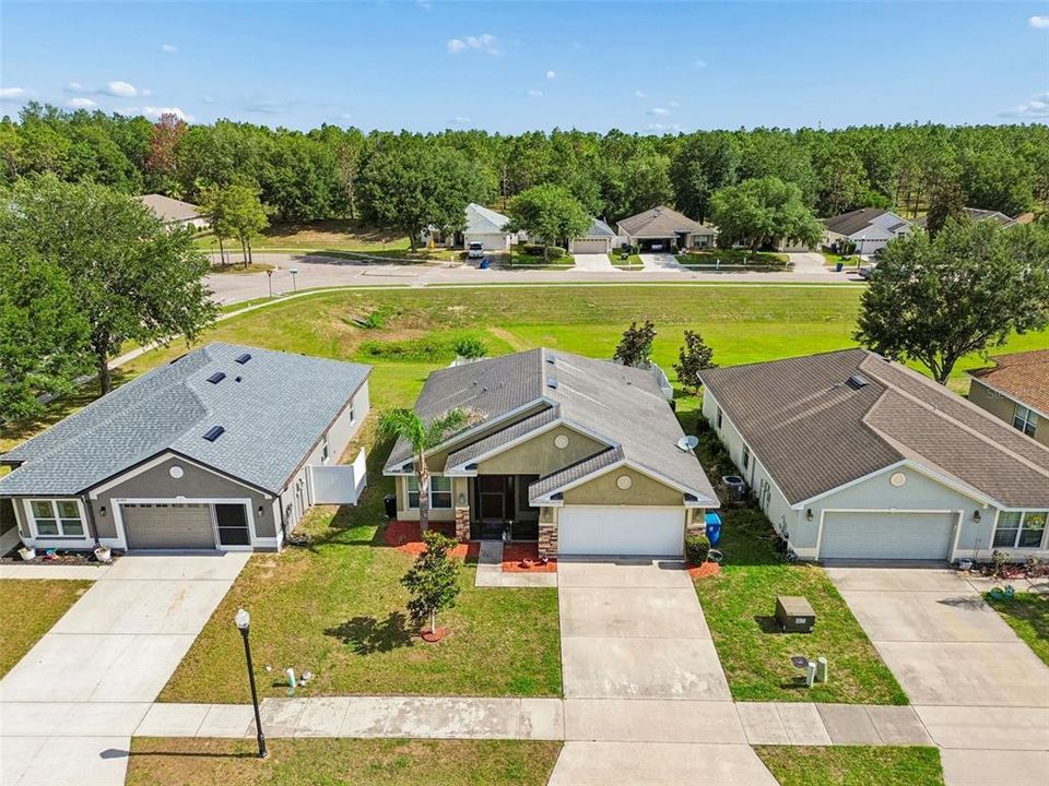 For Sale: $279,900 (3 beds, 2 baths, 1462 Square Feet)
