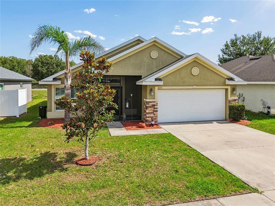 For Sale: $279,900 (3 beds, 2 baths, 1462 Square Feet)