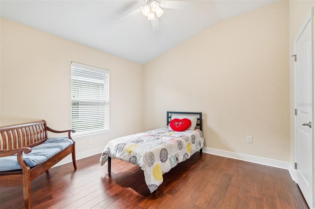For Sale: $279,900 (3 beds, 2 baths, 1462 Square Feet)