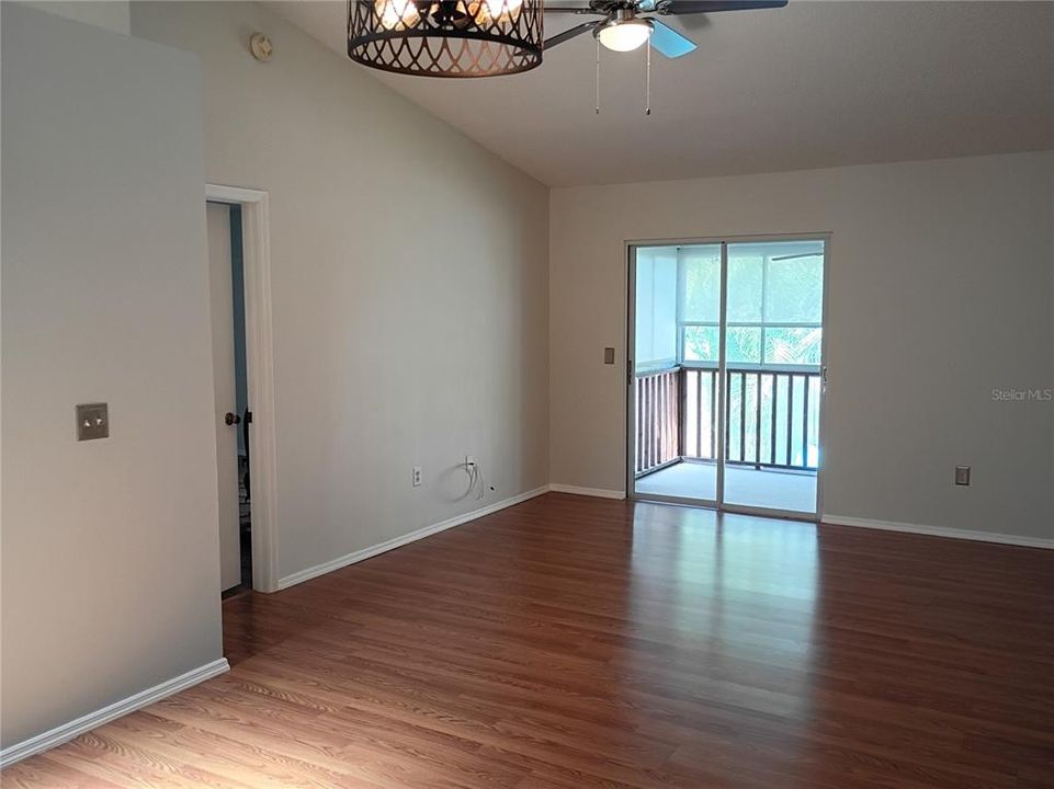 For Rent: $2,200 (2 beds, 2 baths, 1000 Square Feet)
