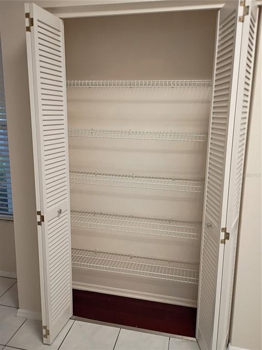 For Rent: $2,200 (2 beds, 2 baths, 1000 Square Feet)