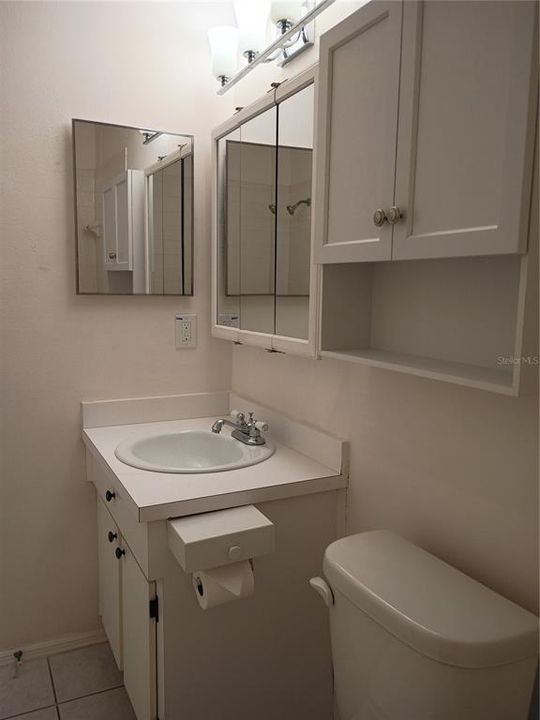 For Rent: $2,200 (2 beds, 2 baths, 1000 Square Feet)