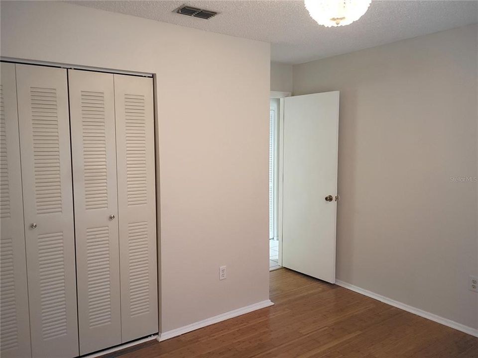 For Rent: $2,200 (2 beds, 2 baths, 1000 Square Feet)