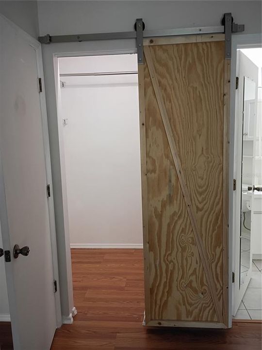 For Rent: $2,200 (2 beds, 2 baths, 1000 Square Feet)
