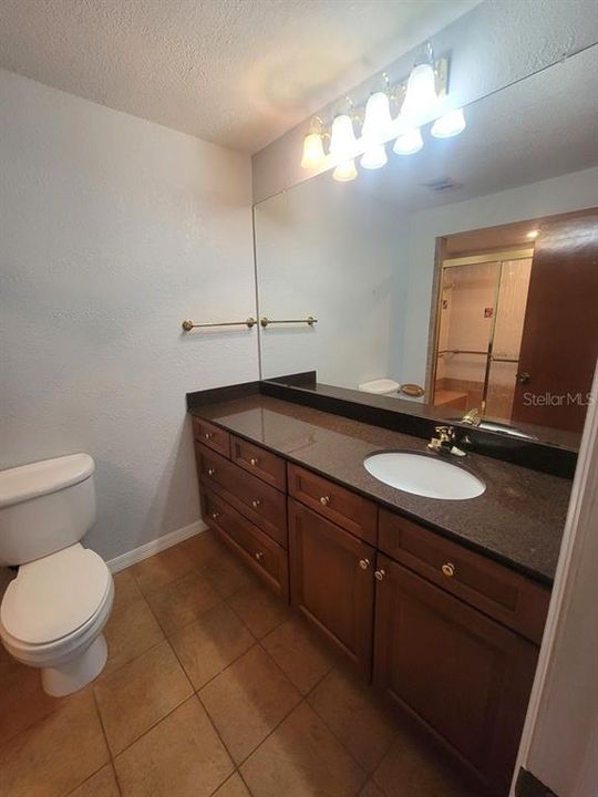 En Renta: $1,550 (2 camas, 2 baños, 1000 Pies cuadrados)